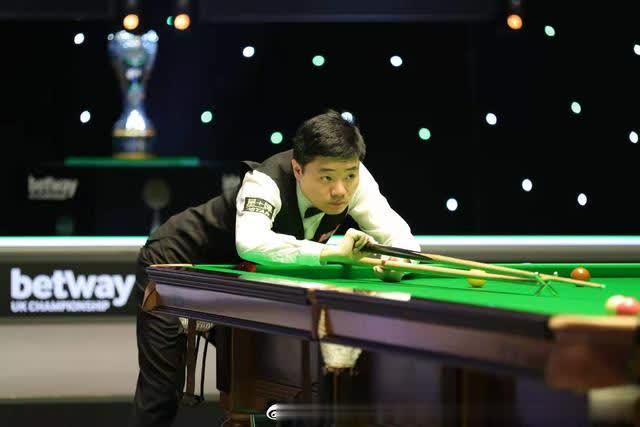 业生涯首次 业生涯首次