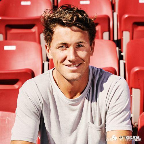 詹姆斯超越 詹姆斯超越