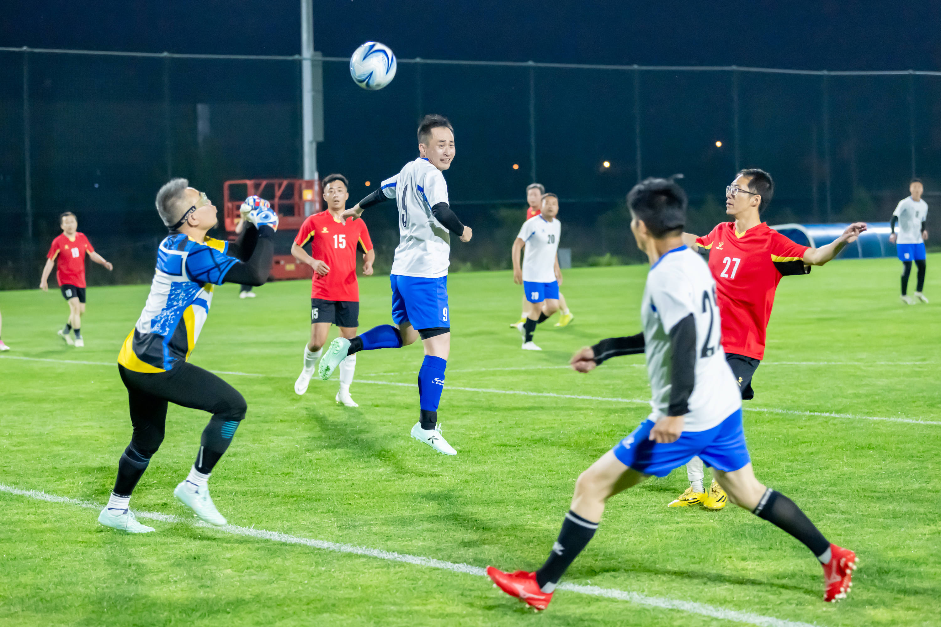 前锋体系中 前锋体系中