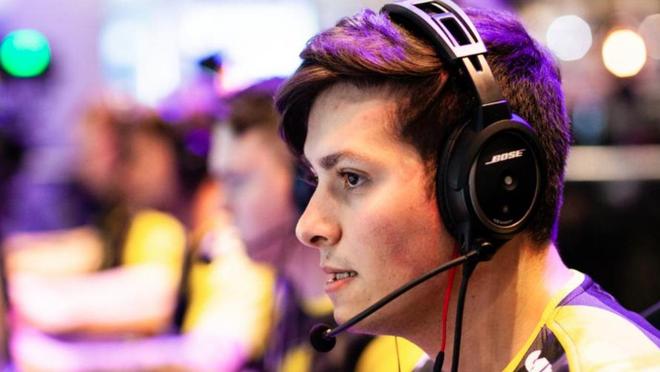 在分析梅里 在分析梅里