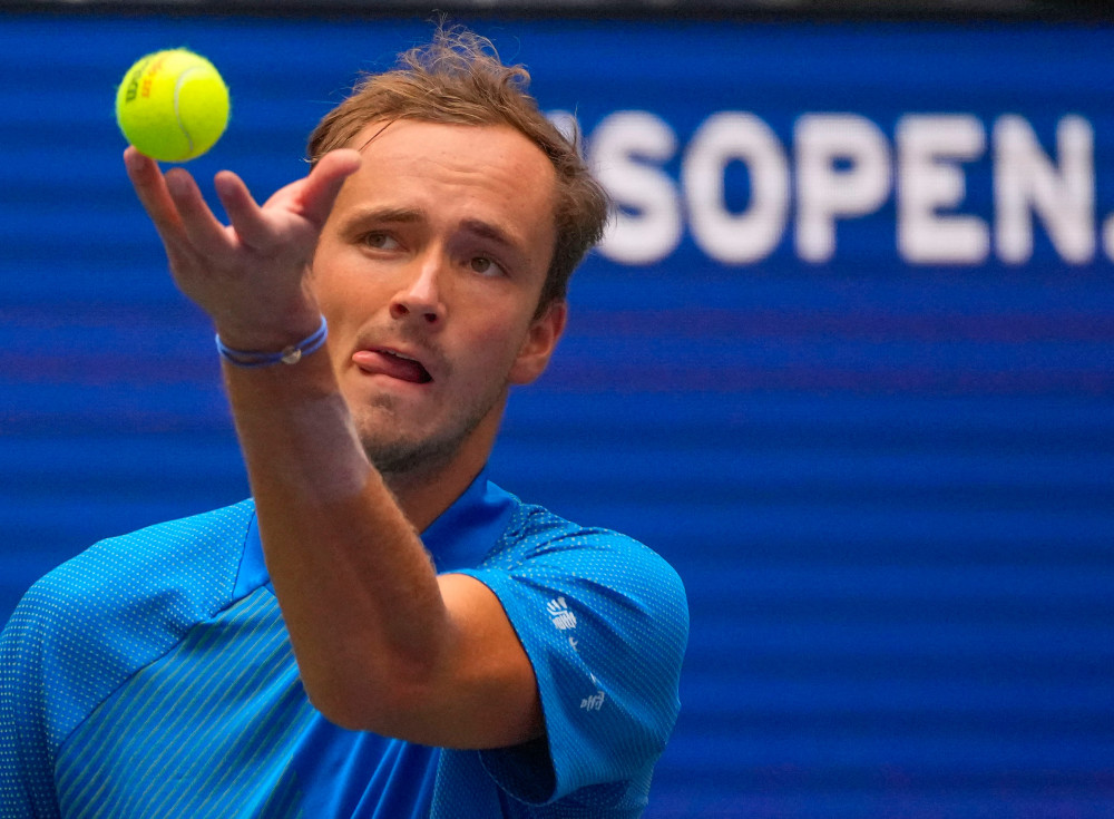 冈萨雷斯被 冈萨雷斯被