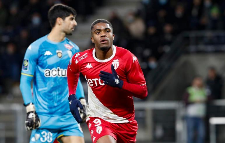 一人稳住炉 一人稳住炉